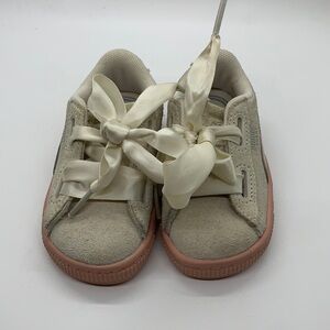Puma Suede Heart Satin Lace Up Size UK4